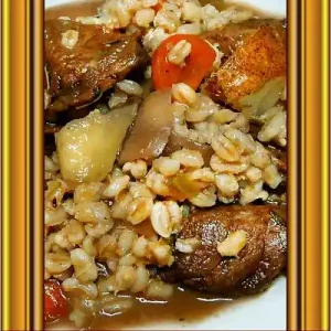 Bargain Slow Cooker Stew - Come Home to Delicious Aromas